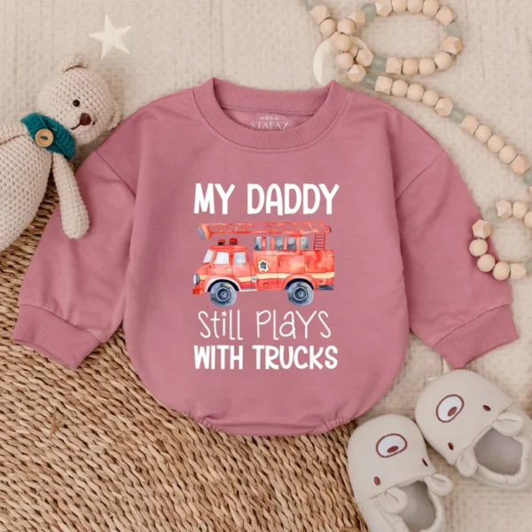 Baby Romper - Auntie's Bestie Newborn Romper Outfit - Baby Clothes - Cute Baby Shirt - Gift from Aunt