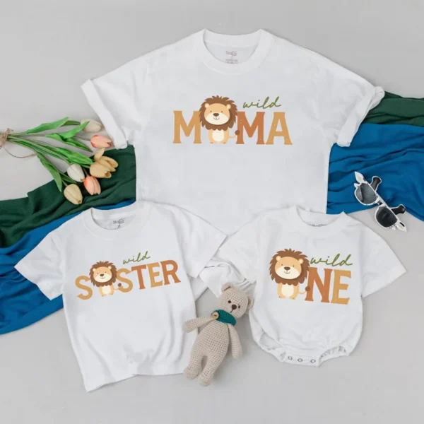 Mama and Mama's Pumpkin Sweatshirts - Matching Family Retro Halloween Outfit - Unisex - Cotton Blend