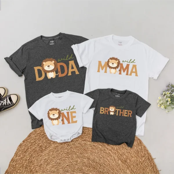 Mama and Mama's Pumpkin Sweatshirts - Matching Family Retro Halloween Outfit - Unisex - Cotton Blend