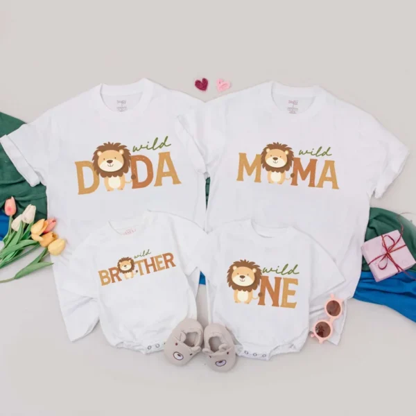 Mama and Mama's Pumpkin Sweatshirts - Matching Family Retro Halloween Outfit - Unisex - Cotton Blend