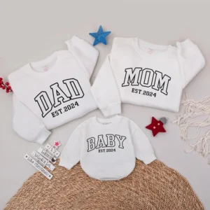 Personalized Mother's Day Giraffe Shirt - Matching Mommy and Me Outfit - Custom Tee - Cotton Blend - Available in All Sizes
