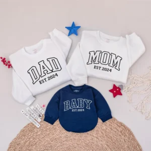 Personalized Mother's Day Giraffe Shirt - Matching Mommy and Me Outfit - Custom Tee - Cotton Blend - Available in All Sizes